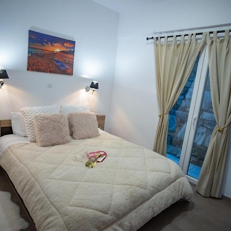 Chez Kiki Et Ioannis Daire Engaraí Dış mekan fotoğraf